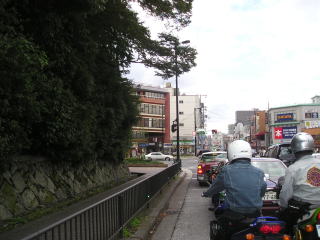 今出川通りの京都御所前。