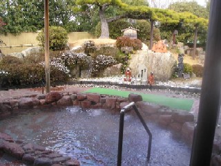 日本庭園が見事な露天風呂。